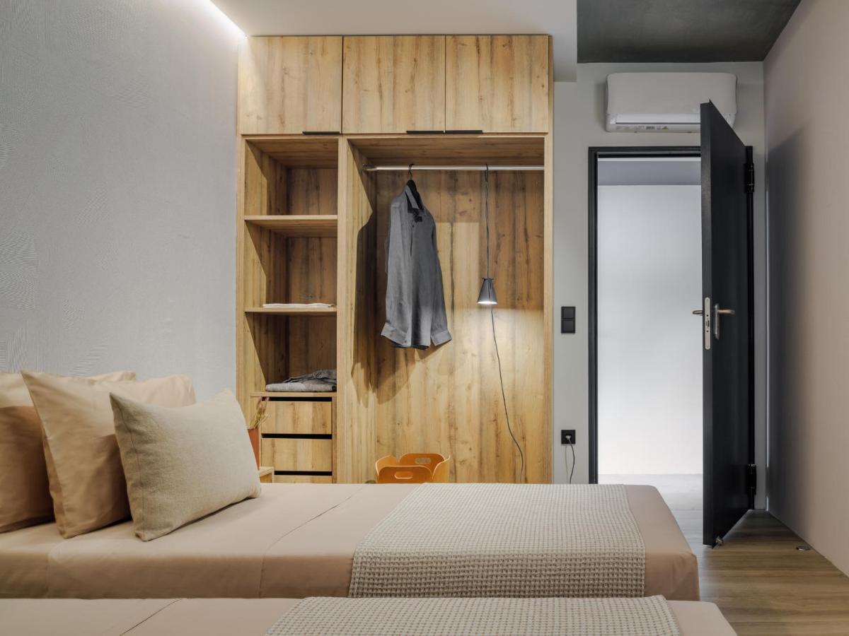 3 Olive Trees Aparthotel อานาวีซอส ภายนอก รูปภาพ