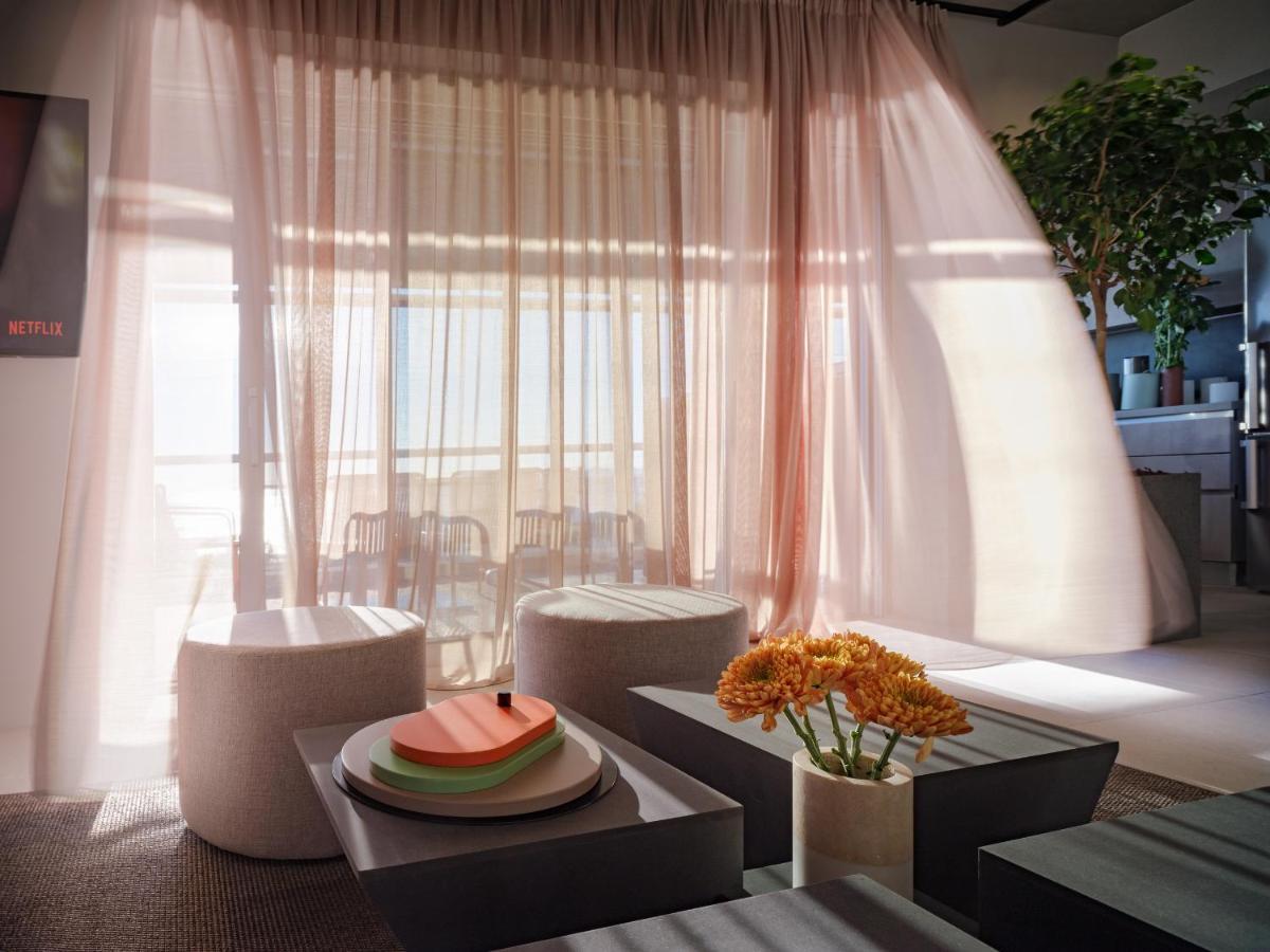 3 Olive Trees Aparthotel อานาวีซอส ภายนอก รูปภาพ