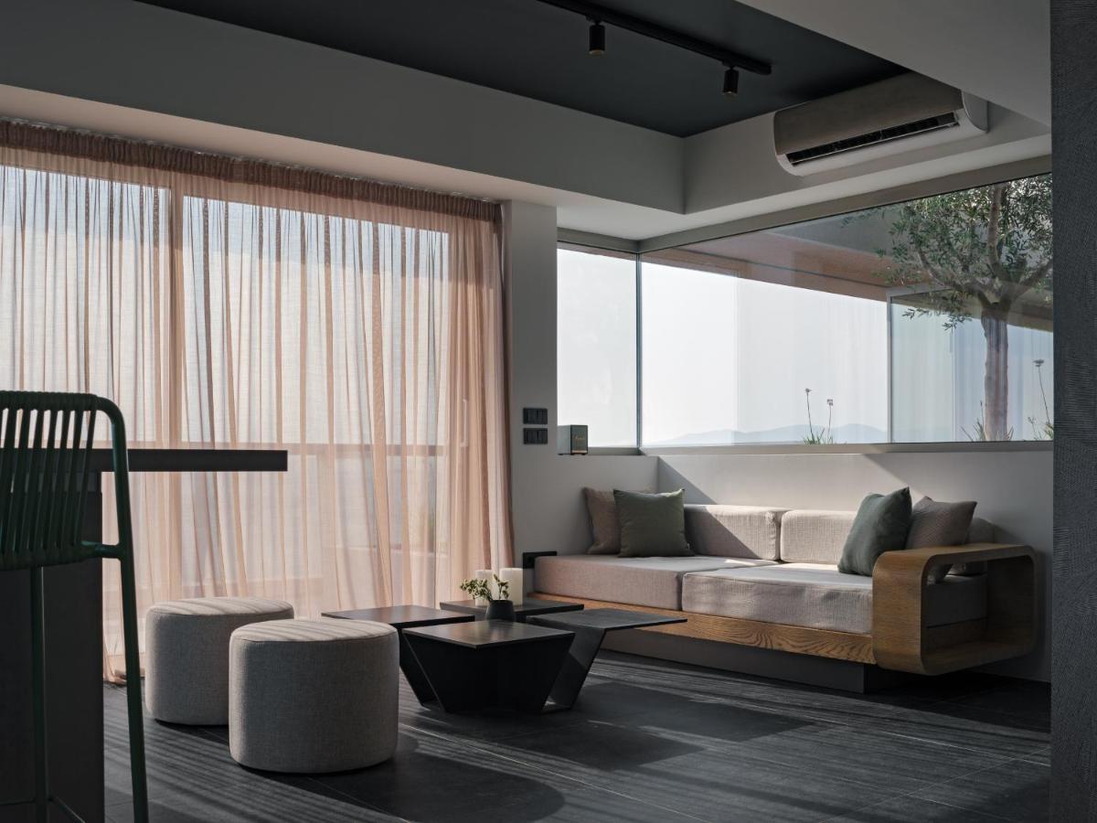 3 Olive Trees Aparthotel อานาวีซอส ภายนอก รูปภาพ