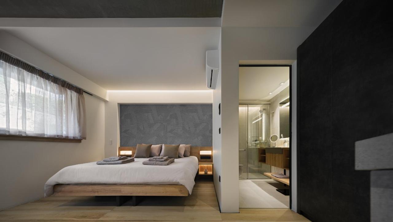 3 Olive Trees Aparthotel อานาวีซอส ภายนอก รูปภาพ