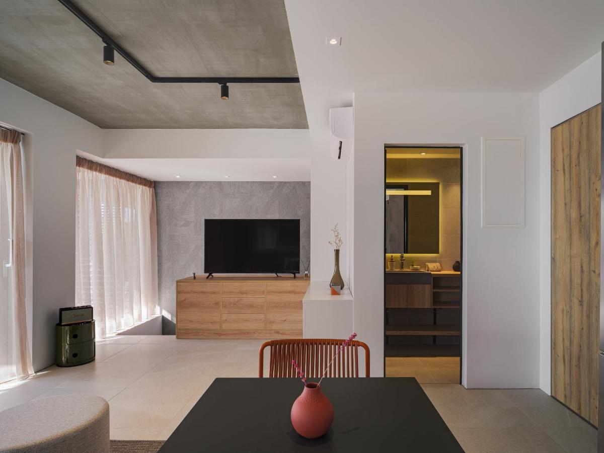 3 Olive Trees Aparthotel อานาวีซอส ภายนอก รูปภาพ