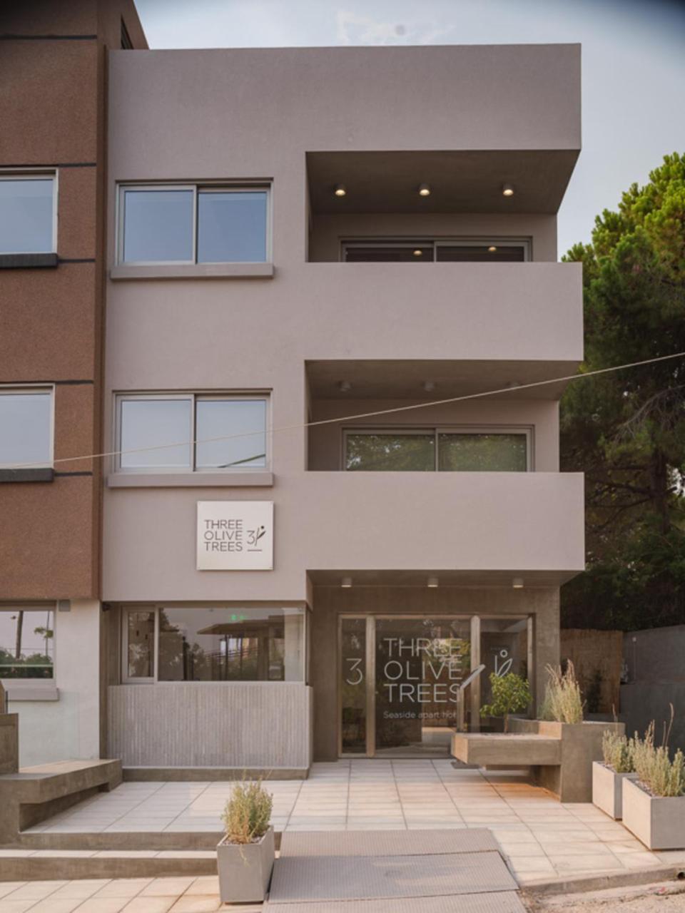 3 Olive Trees Aparthotel อานาวีซอส ภายนอก รูปภาพ