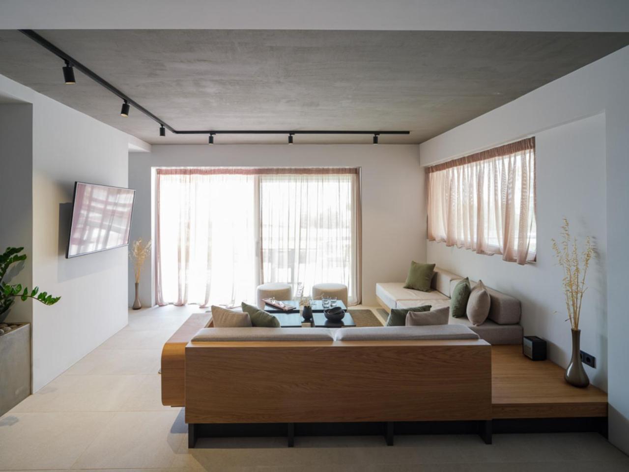 3 Olive Trees Aparthotel อานาวีซอส ภายนอก รูปภาพ